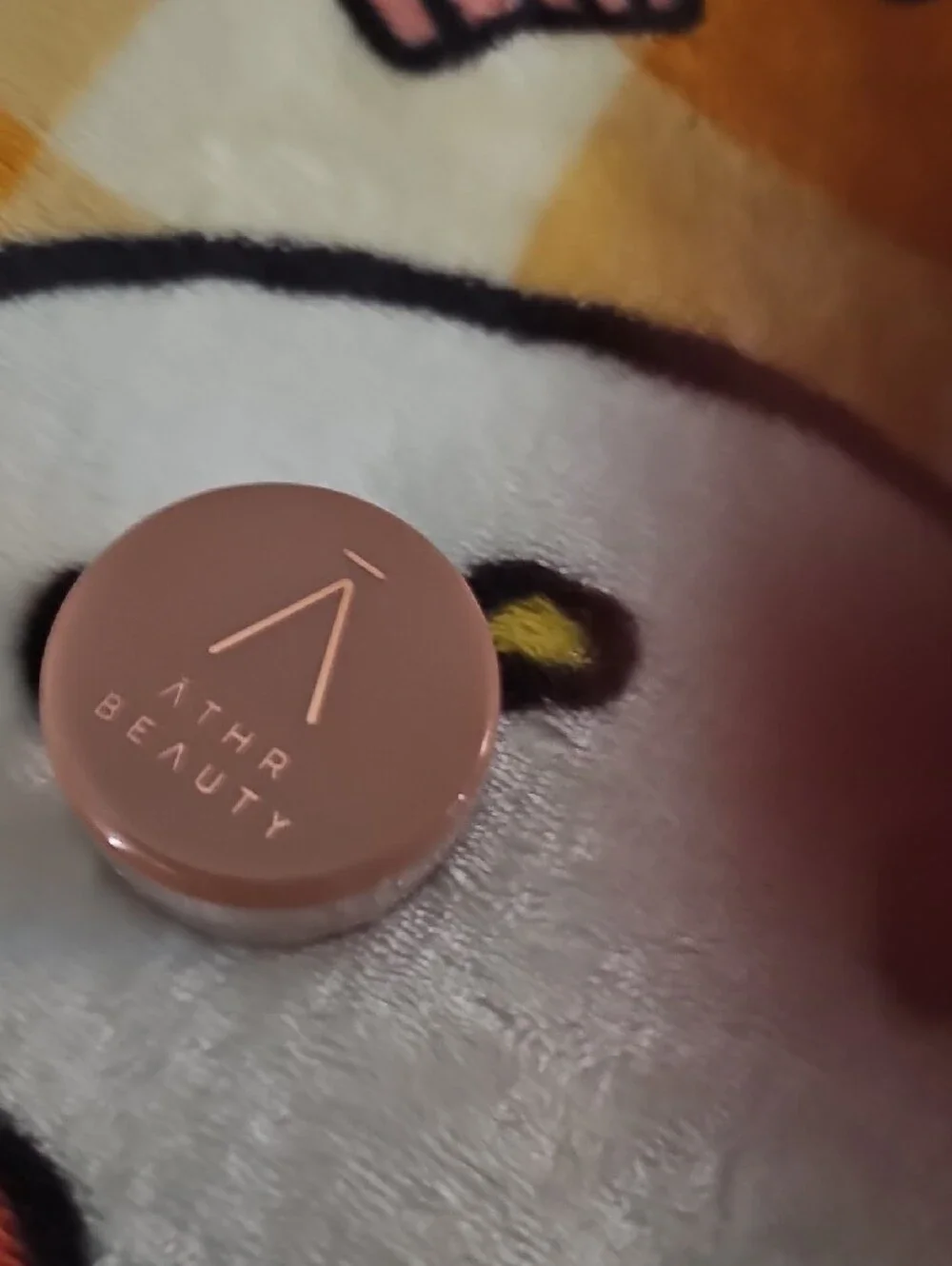 ATHR Beauty Cream Eyeshadow – Warm Taupe